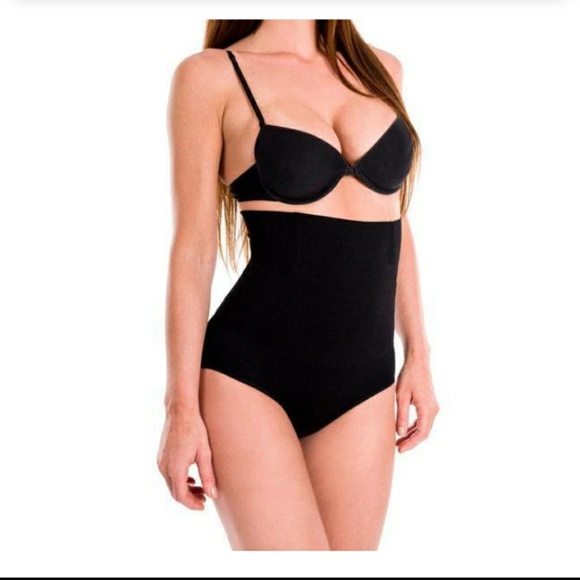 Ultra High-Waist Shaping Panty